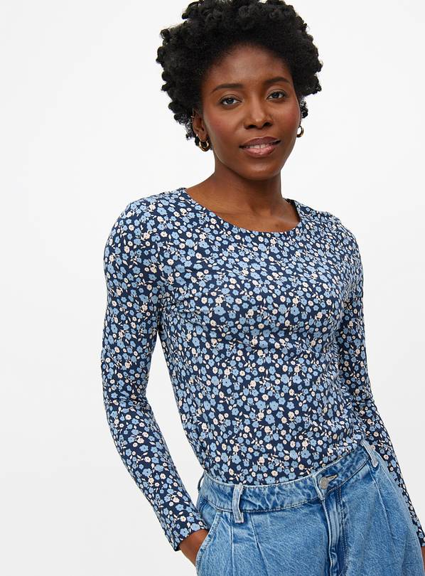 Blue Floral Ditsy Printed Slim Fit Top 22